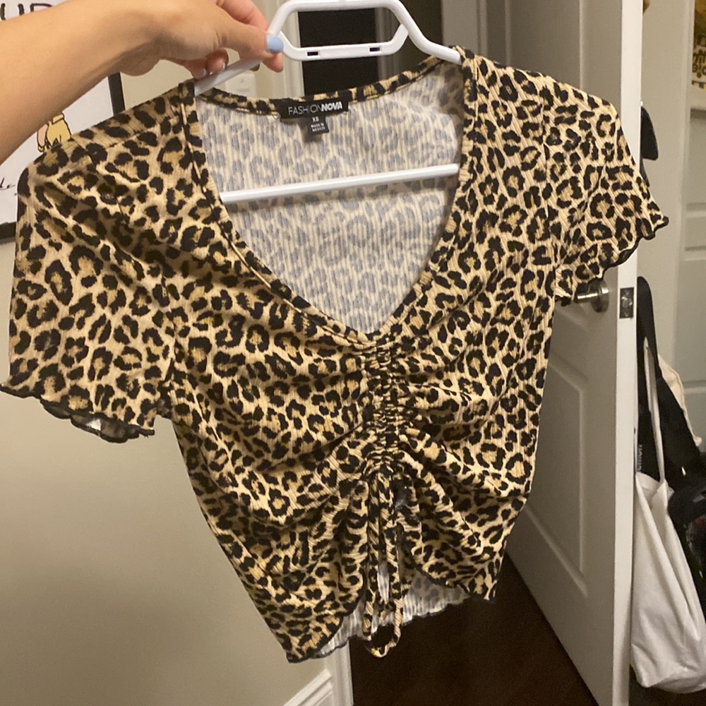 Ruched Cheetah / Leopard Print Crop Top